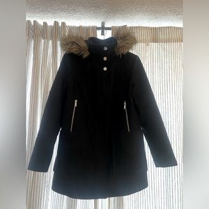 London Fog pea coat, size m, with detachable fur lined hood.